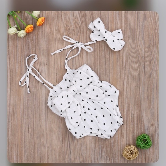 White & Black polka dot Romper & headband set child size 12-18 months - Picture 9 of 10
